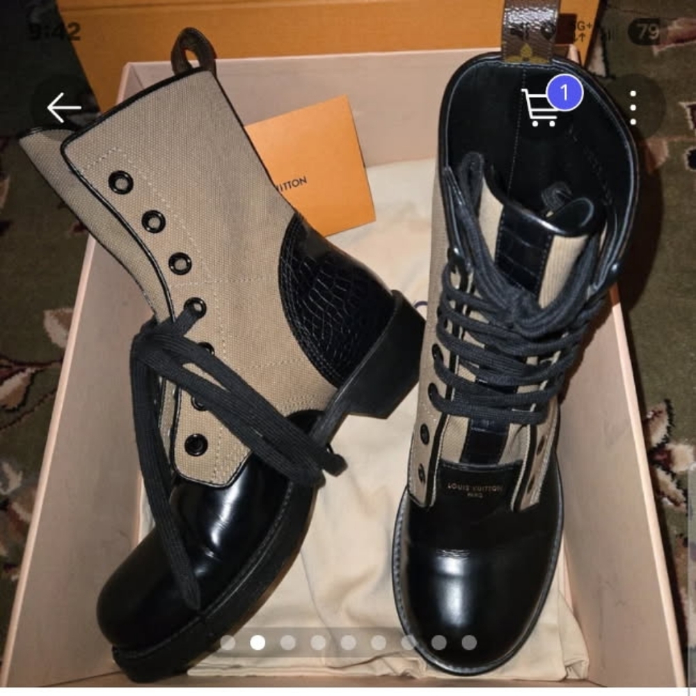 Louis Vuitton, Metropolis Flat Ranger Ankle Boot,